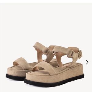 Brochu Walker St. Tropez sandals